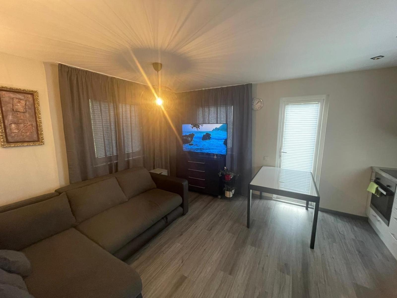 Beach Guesthouse Lenkas Saraiki Exterior photo